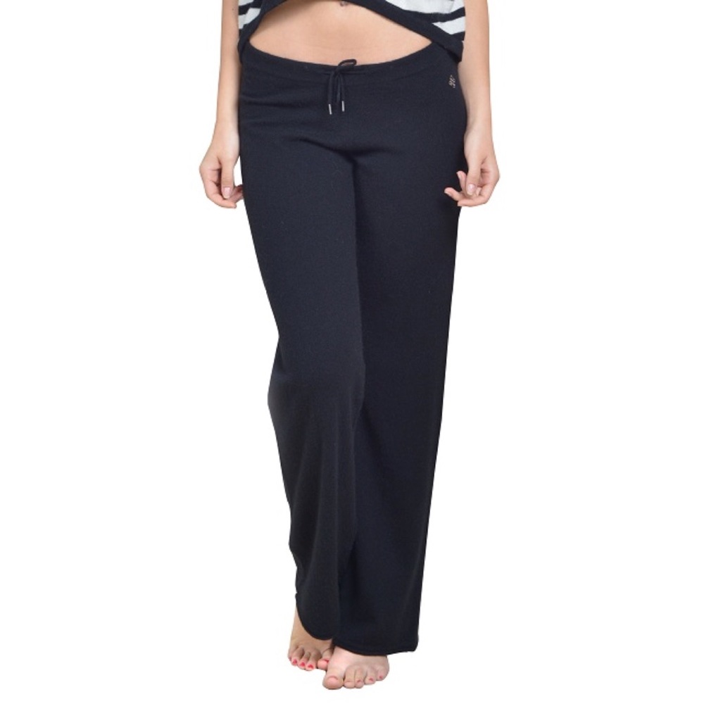 Black cashmere lounge pants